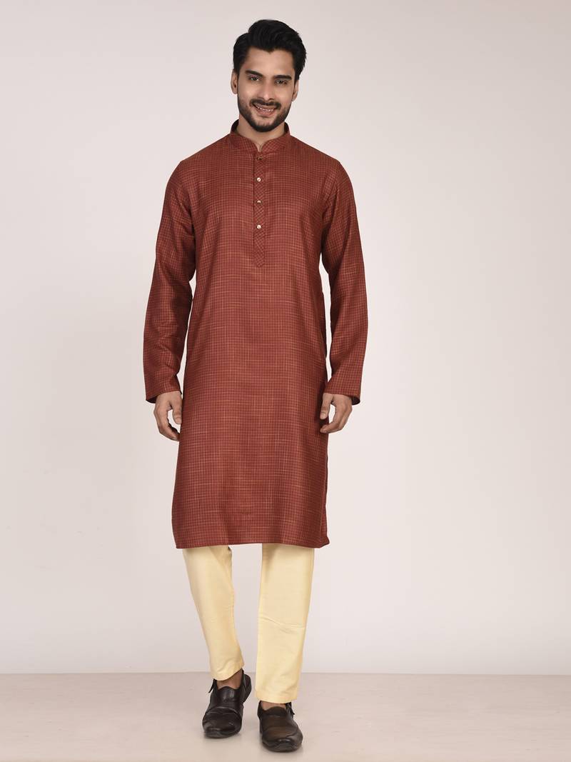 Men's woven design mandarin collar cotton straight kurta