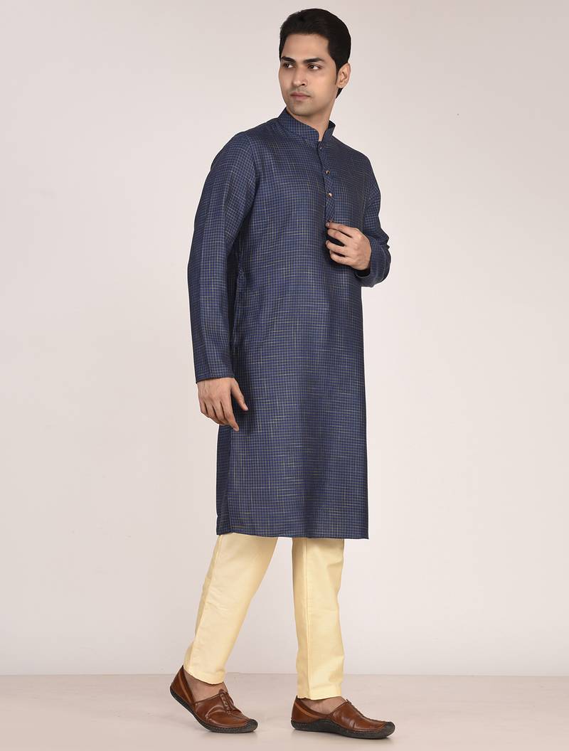 Men's woven design mandarin collar cotton straight kurta