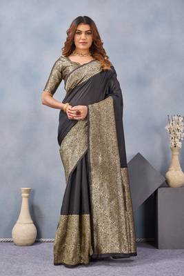 Black silk blend banarasi saree with unstitched blouse piece 2