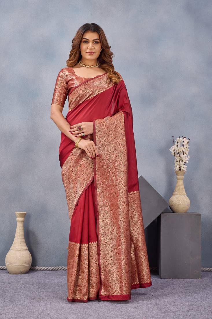 Maroon silk blend banarasi saree with unstitched blouse piece