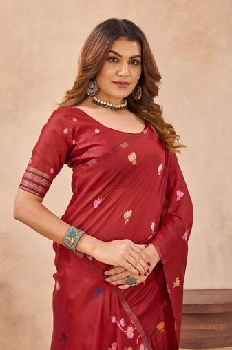 Red linen designer party wear festive saree with unstitched blouse piece