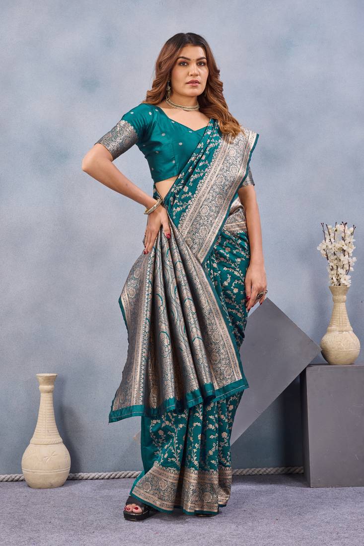 Turuoise silk blend banarasi saree with unstitched blouse piece