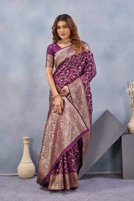 Wine silk blend banarasi saree with unstitched blouse piece 4