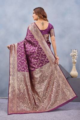 Wine silk blend banarasi saree with unstitched blouse piece 5