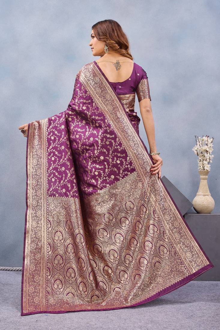 Wine silk blend banarasi saree with unstitched blouse piece