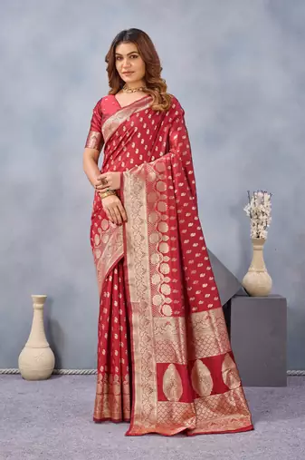 Red silk blend banarasi saree with unstitched blouse piece