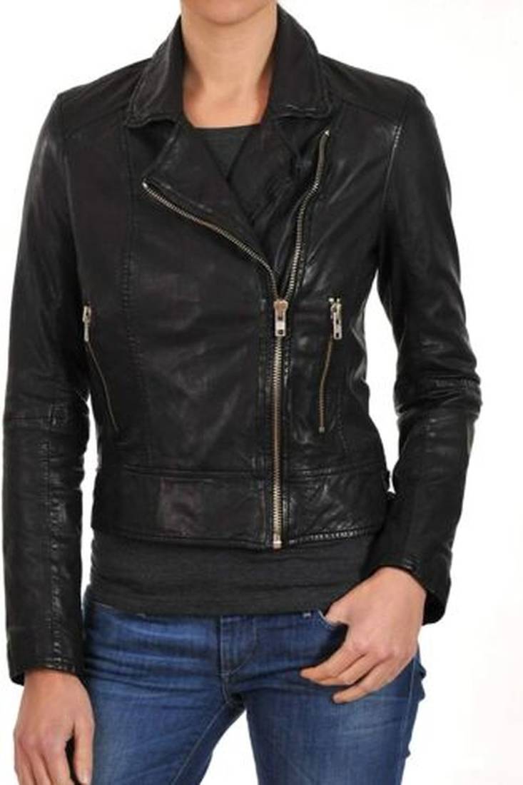 Women’s black  lambskin leather jacket -zipper detail & stylish look