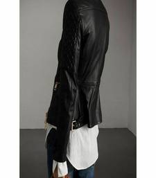 Women’s black  lambskin leather jacket -straight zipper detail & stylish look