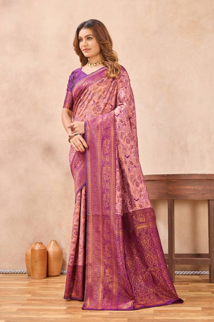 Light pink silk blend banarasi saree with unstitched blouse piece