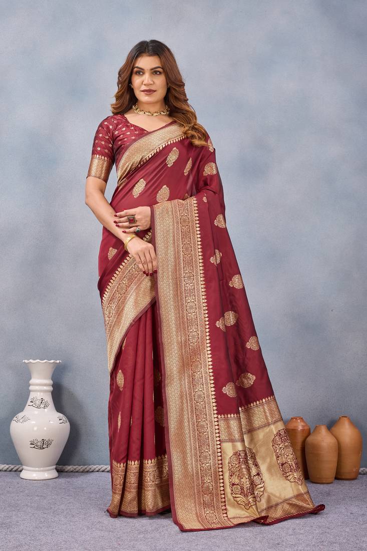 Maroon silk blend banarasi saree with unstitched blouse piece