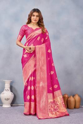 Pink silk blend banarasi saree with unstitched blouse piece 3