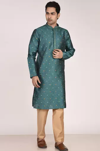 Men’s premium jacquard kurta with thread work