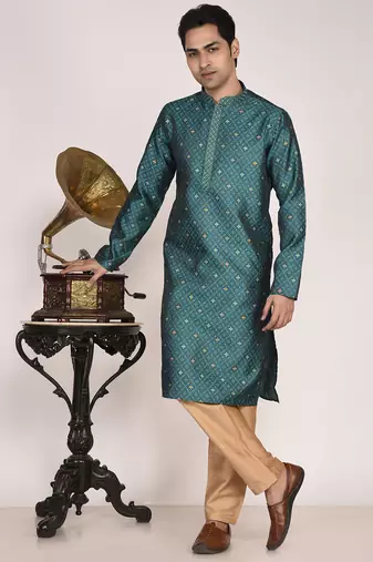 Men   s premium jacquard kurta with thread work