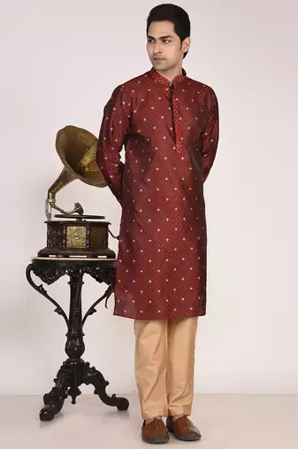 Men   s premium jacquard kurta with thread work