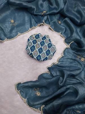 Grey Color handwork Silk Blend Saree 4