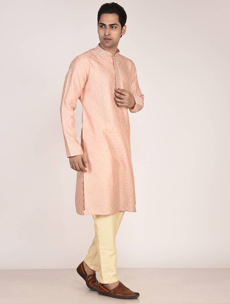 Men’s premium jacquard kurta with thread work