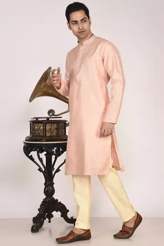 Men   s premium jacquard kurta with thread work