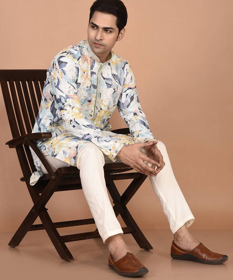 Men's silk blend printed kurta with mandarin collar