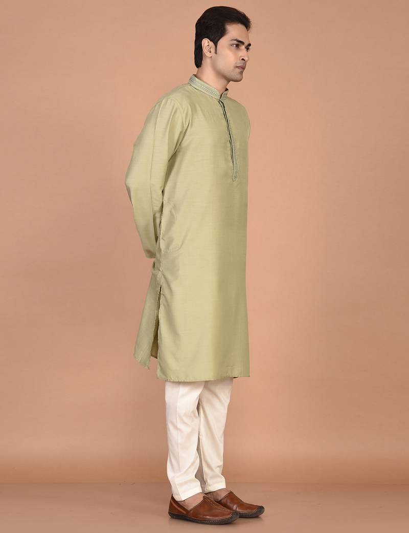 Men's premium silk kurta with regular thread work