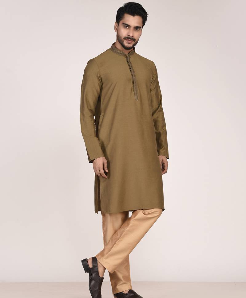 Men's premium silk kurta with regular thread work