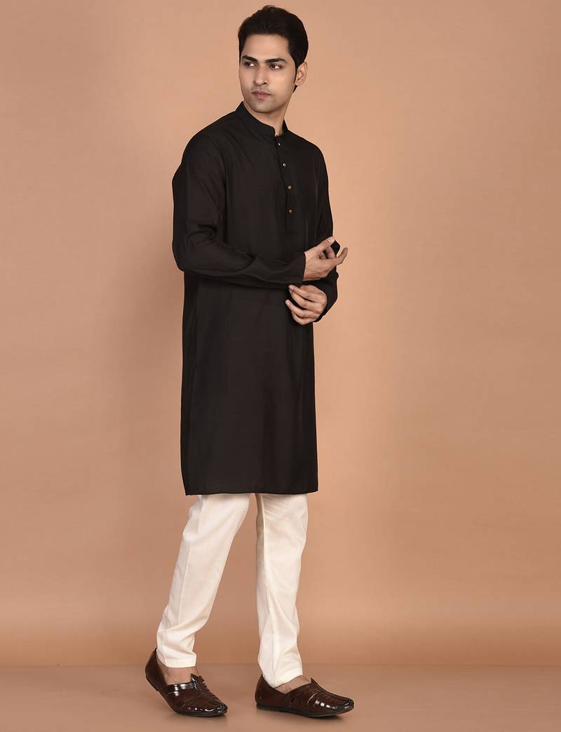 Men's solid silk straight kurta