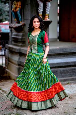 Women's Tasar Silk Leheriya Print Lehenga Choli Set 1