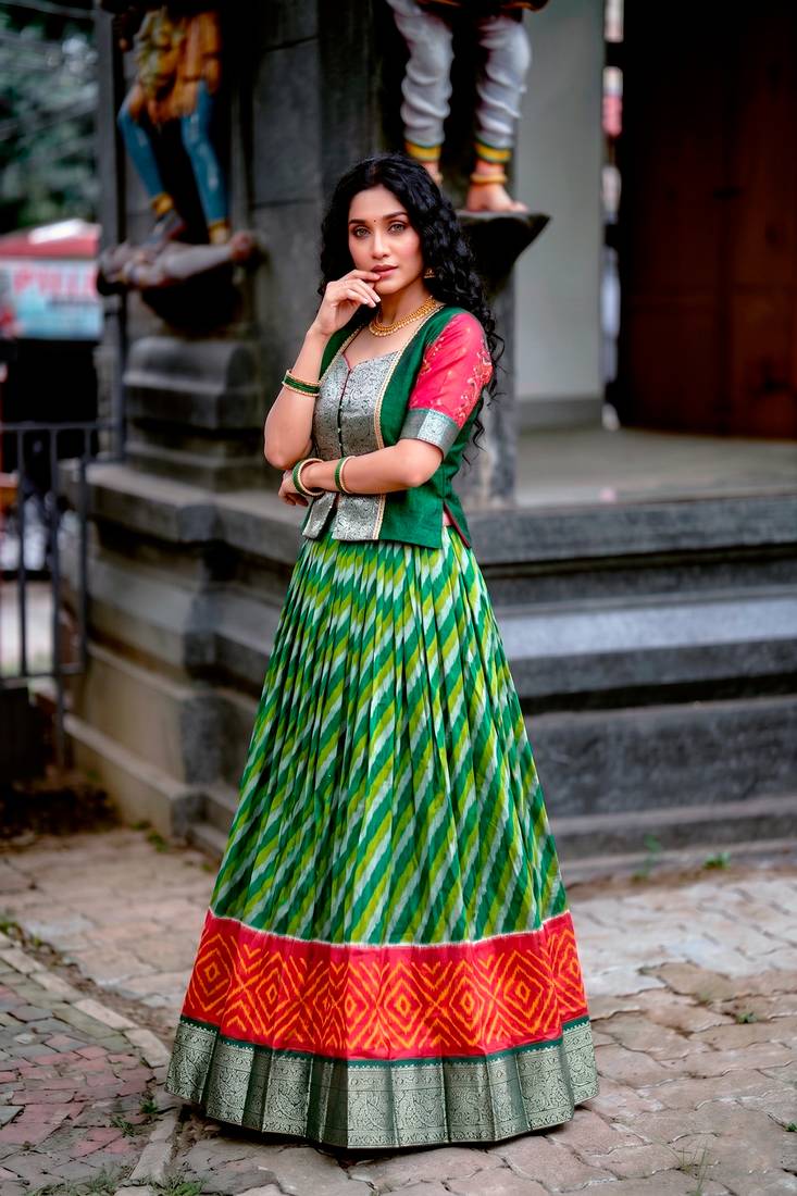 Women's Tasar Silk Leheriya Print Lehenga Choli Set