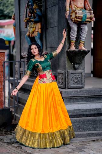 Women's Cotton Silk Jacquard Zari Work Lehenga Choli