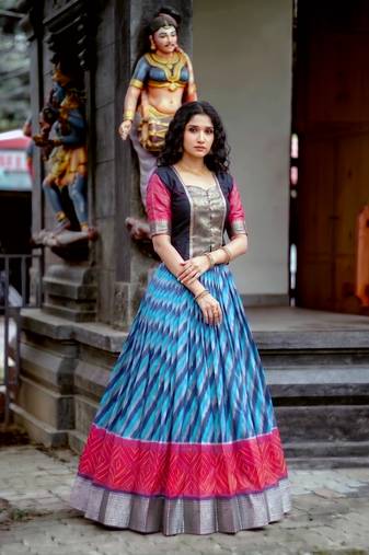 Women's Tasar Silk Leheriya Print Lehenga Choli Set