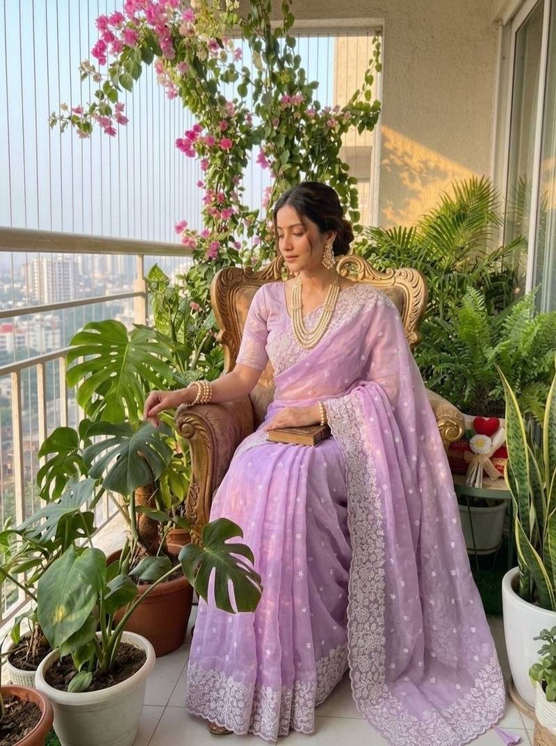 Light Lavender Color ThreadWork Butta And Border Work Organza Saree