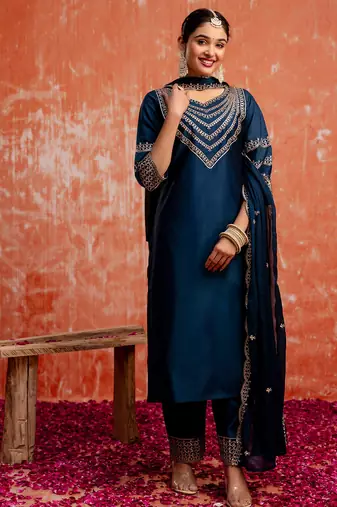 Floral embroidered viscose rayon v neck kurta trouser & dupatta set