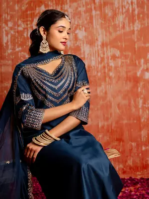 Floral embroidered viscose rayon v neck kurta trouser & dupatta set 3