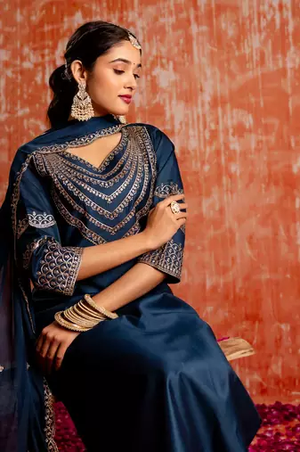 Floral embroidered viscose rayon v neck kurta trouser & dupatta set