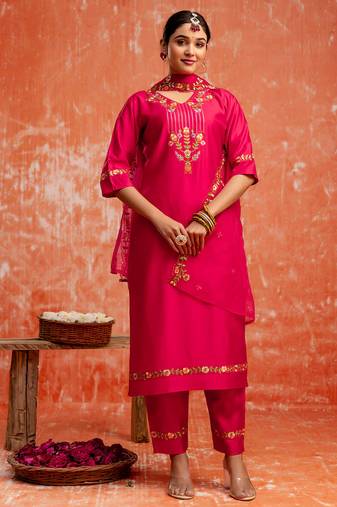 Floral embroidered viscose rayon v neck kurta trouser & dupatta set