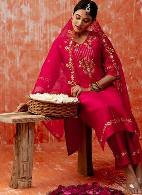 Floral embroidered viscose rayon v neck kurta trouser & dupatta set 3