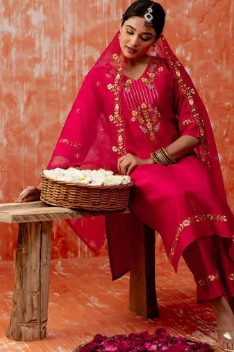 Floral embroidered viscose rayon v neck kurta trouser & dupatta set