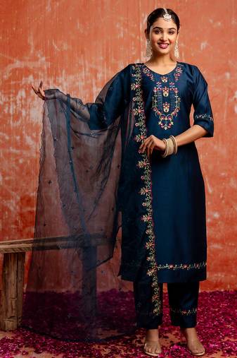 Floral embroidered viscose rayon v neck kurta trouser & dupatta set