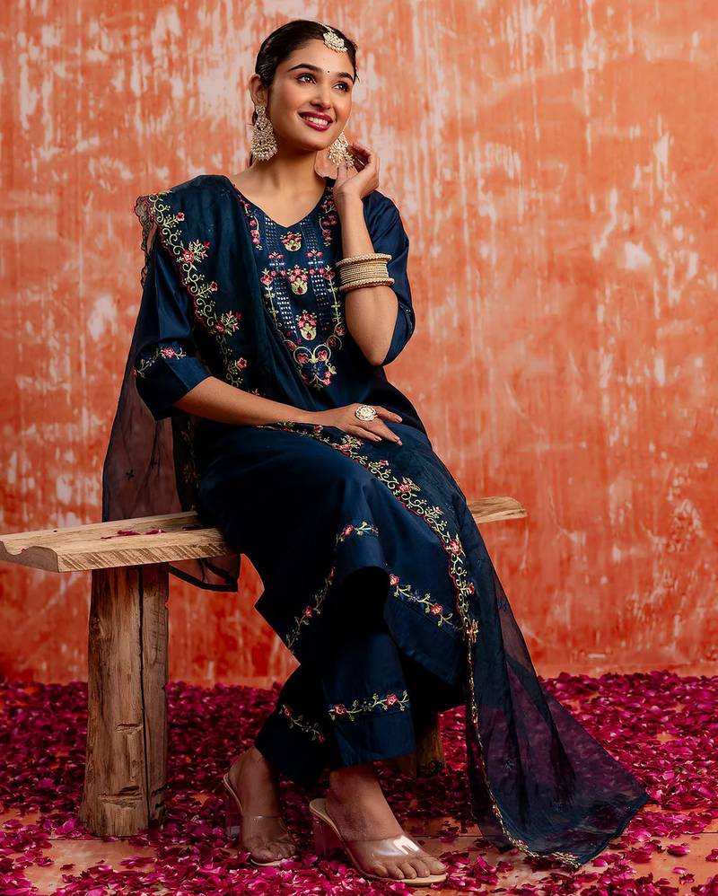 Floral embroidered viscose rayon v neck kurta trouser & dupatta set