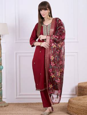 Floral embroidered silk blend blend v neck kurta trouser & dupatta set 1