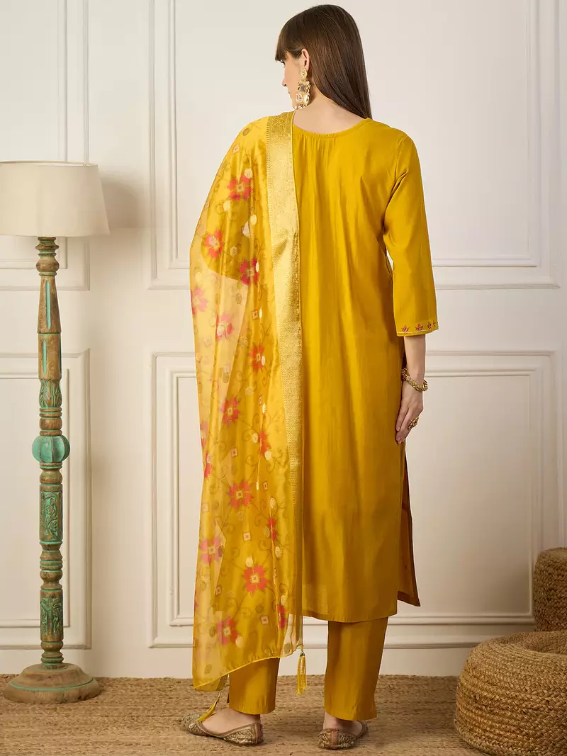 Floral embroidered silk blend v neck kurta trouser & dupatta set