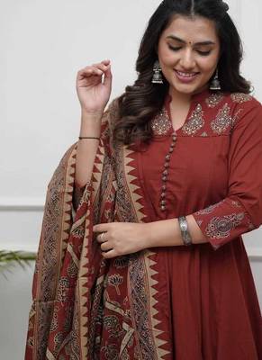 Maroon Printed Sequence Work on Neck Anarkali Cotton Kurti Pant Dupatta Set For Women 3