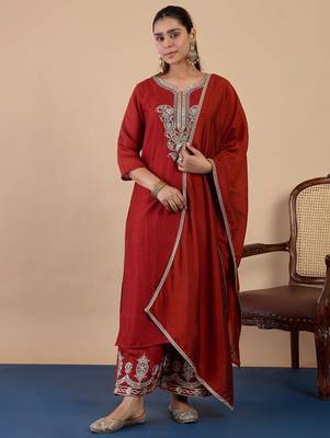 Floral embroidered silk blend blend v neck kurta trouser & dupatta set 1
