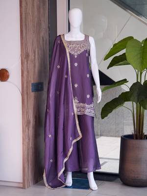 Purple heavy embroidery Sequin work kurta set 4