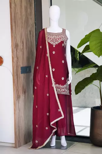 Red heavy embroidery Sequin work kurta set