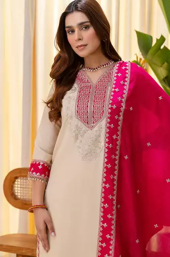 Floral embroidered chinon v neck kurta trouser & dupatta set