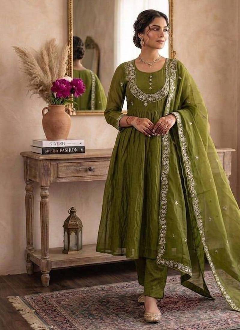Gren embroidered salwar suit for womens
