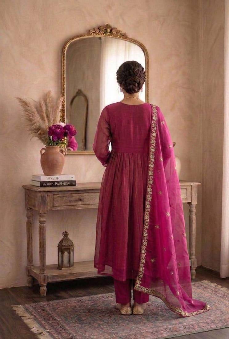 Pink embroidered salwar suit for womens
