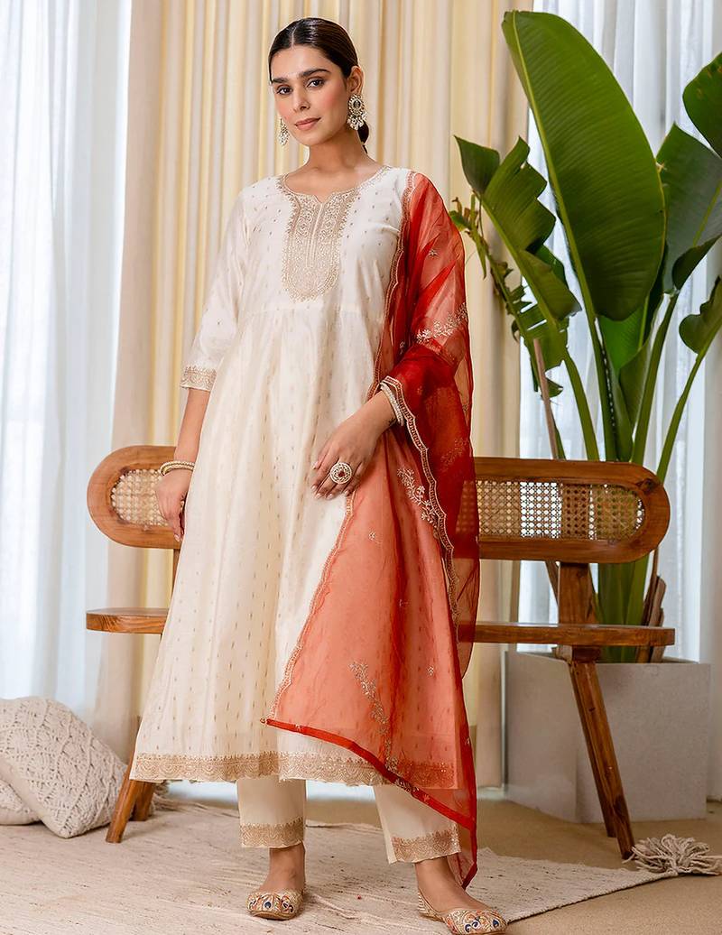 Floral embroidered chanderi silk v neck kurta trouser & dupatta set