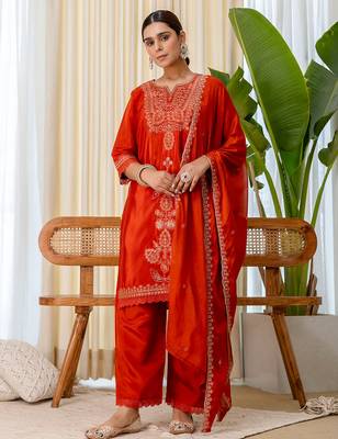 Floral embroidered silk blend blend round neck kurta trouser & dupatta set 1