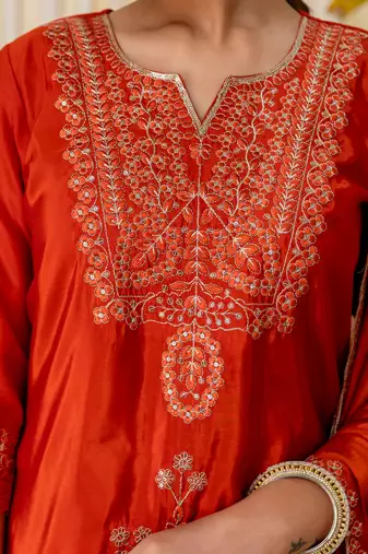 Floral embroidered silk blend blend round neck kurta trouser & dupatta set